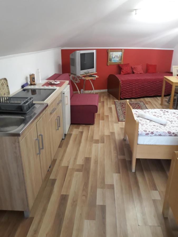 Apartments Emir Тузла Экстерьер фото